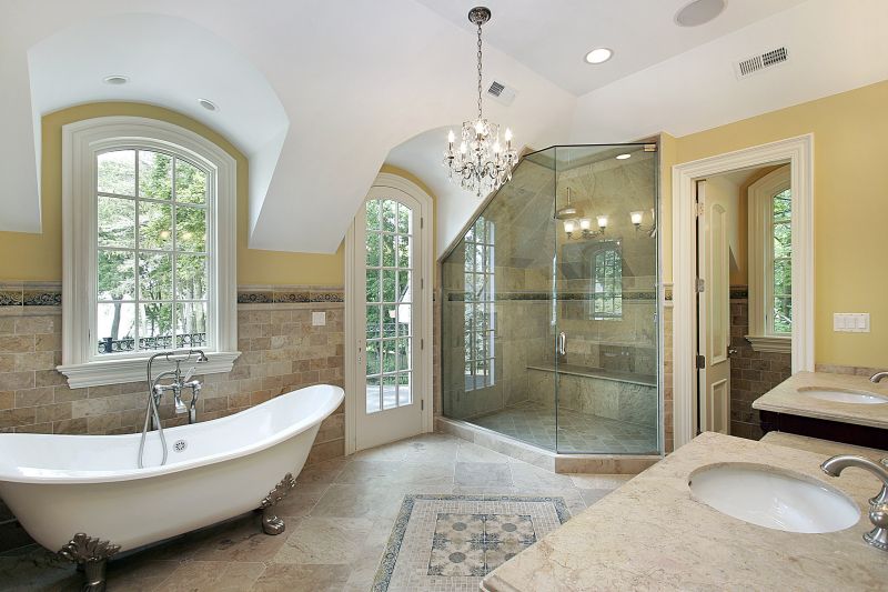 Traditional Alcove Bathtub